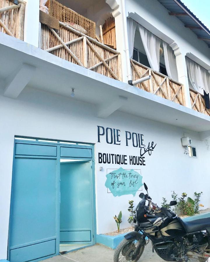 Отель Pole Pole Boutique House Нунгви Экстерьер фото
